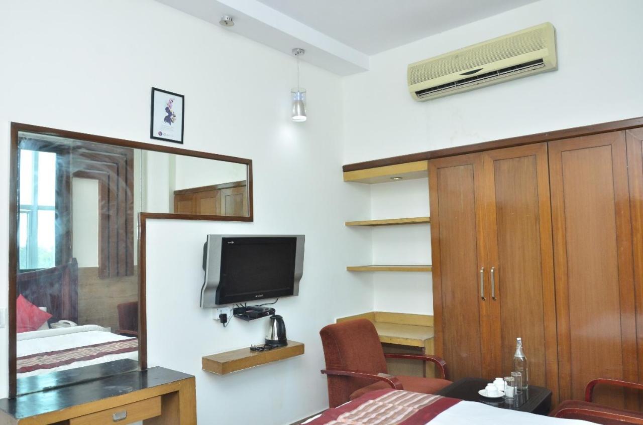 Ddr Hotel Residency Gurgaon Luaran gambar